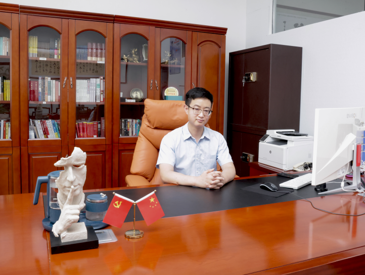 同載熱切期望，賀海固十年廠慶！